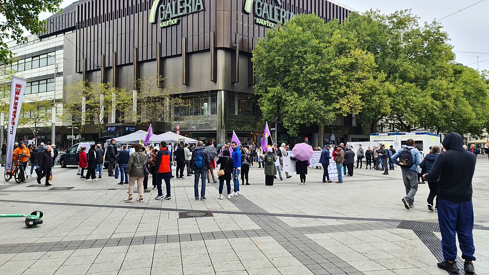 Illustration: Contemporary Challenges to Personal Freedoms in 2026